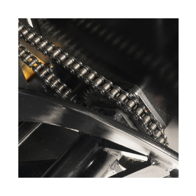 Snowblower Features Chain Drive